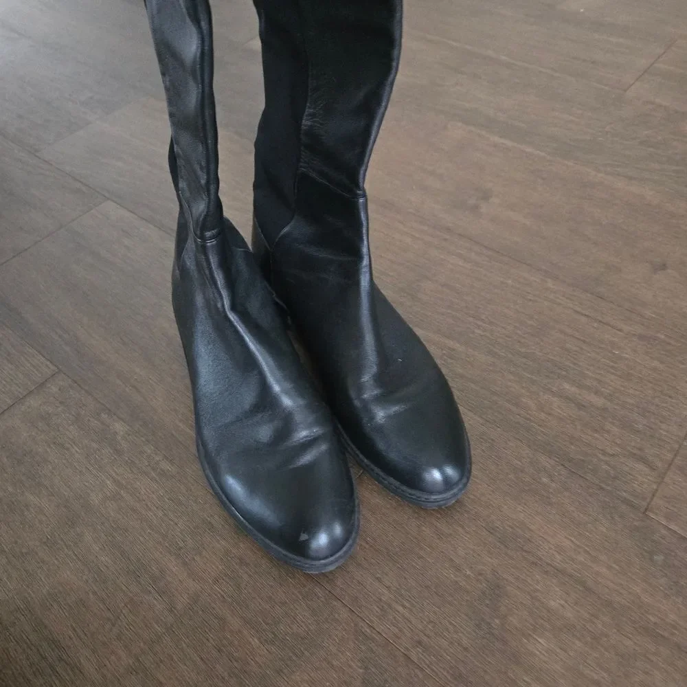 Stuart Weitzman 5050 Lift boots size 8.5 39